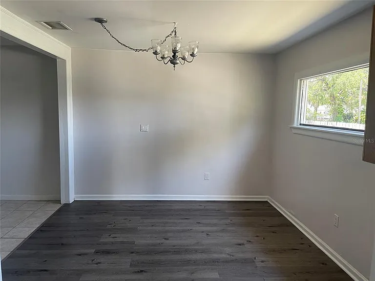 3101 W Dewey St — Photo 9