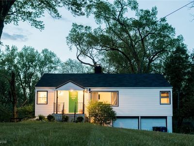 12833 Chippewa Rd, Brecksville, OH, 44141