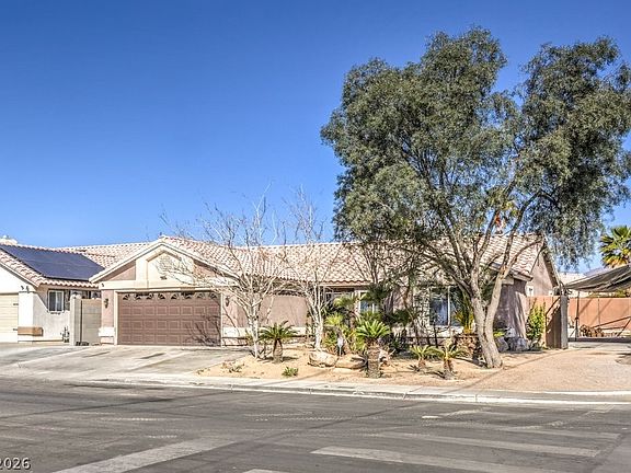 2nd image of 4304 W La Madre Way