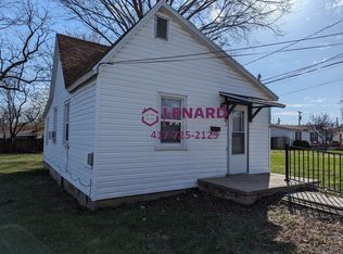 710 W Locust St, Bolivar, MO 65613