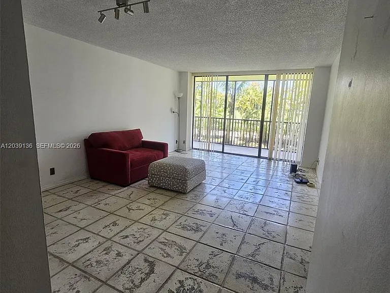 20335 N Country Club Dr #107 — Photo 5