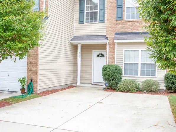 353 Harvest St, Newport News, VA 23608