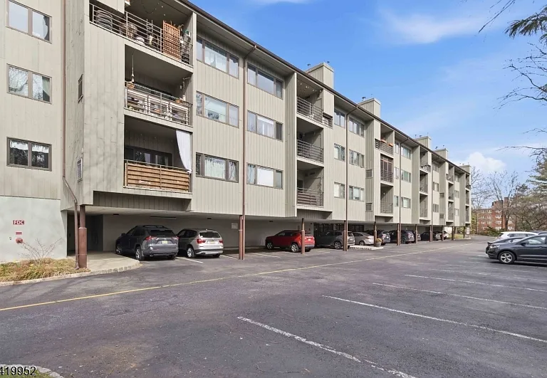51 Mount Kemble Ave #207 — Photo 6