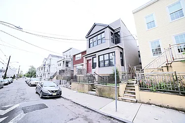 137 Myrtle Avenue, #2FC