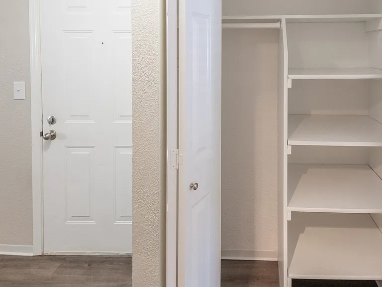 Black Lake Apartments — Photo 17