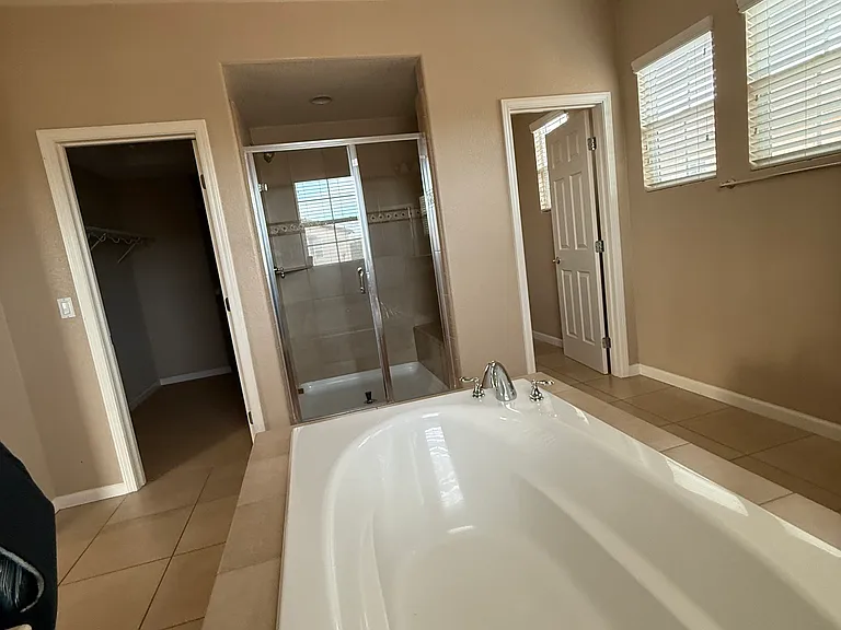 702 N San Marcos Dr — Photo 30