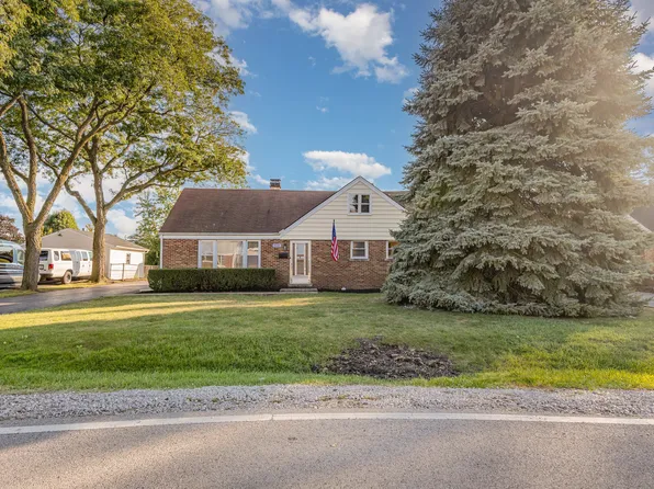 9627 Castello Ave, Melrose Park, IL 60164