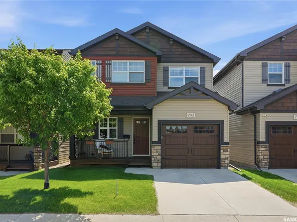 UNIT 742-150 Langlois WAY, Saskatoon, SK S7T 0L4