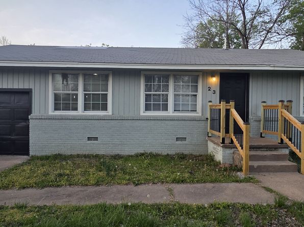 23 E 49th Pl N