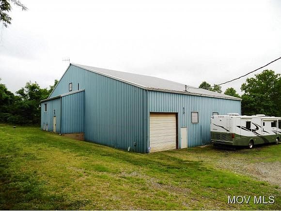 1st image of 214 Acme St