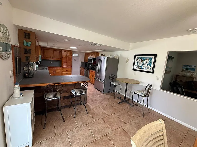 15152 Buswell Ave — Photo 10