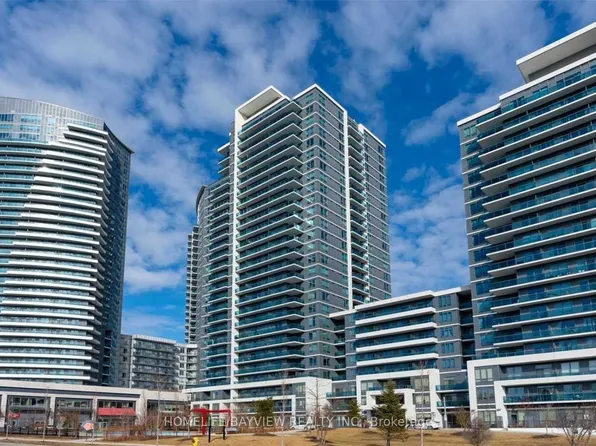 7165 Yonge St, Markham, ON