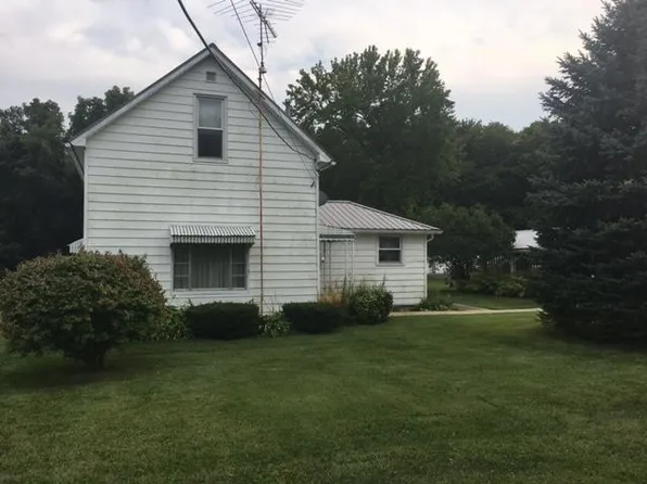 323 W High St, Fulton, OH 43321