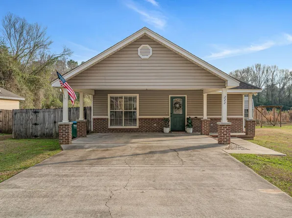 222 Cedar St, Petal, MS 39465