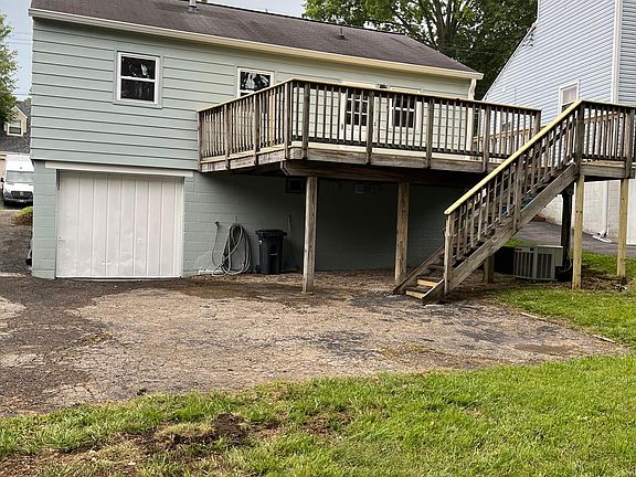 4th image of 6859 Esther Ln