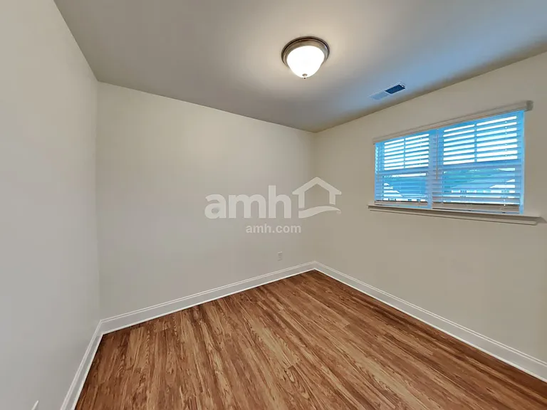 149 Hazel Park Dr — Photo 9