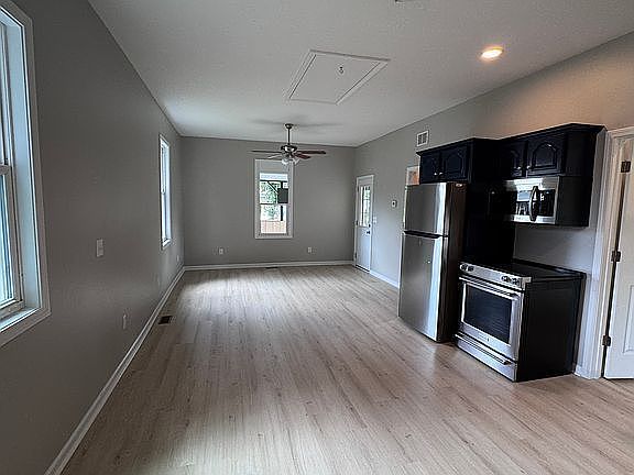 4th image of 1103 6th St