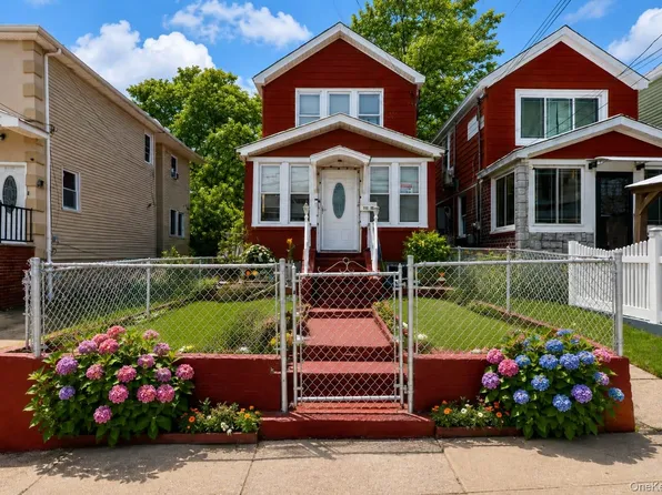 12215 115th Avenue, South Ozone Park, NY 11420