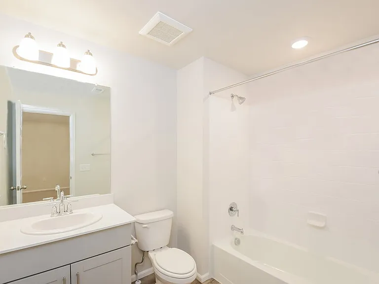 13971 Vispo Way — Photo 16