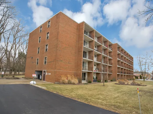 255 S West Ave APT 505, Elmhurst, IL 60126