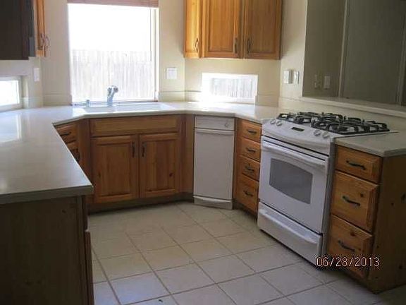 4th image of 6335 Laguna Villa Way