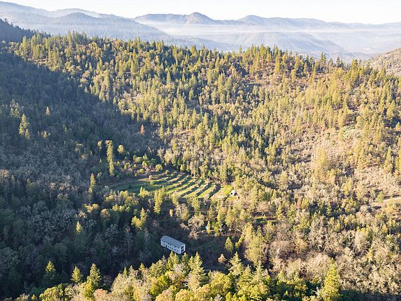 2nd image of 4098 Foots Creek Rd #R