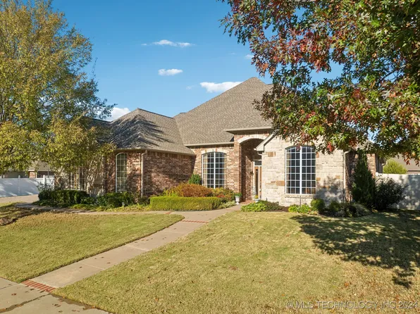 211 S 78th St, Broken Arrow, OK 74014