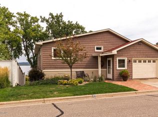 1215 N Lakeshore Dr, Lake City, MN 55041