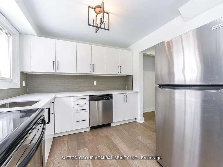 4 Hardcastle Ct — Photo 7