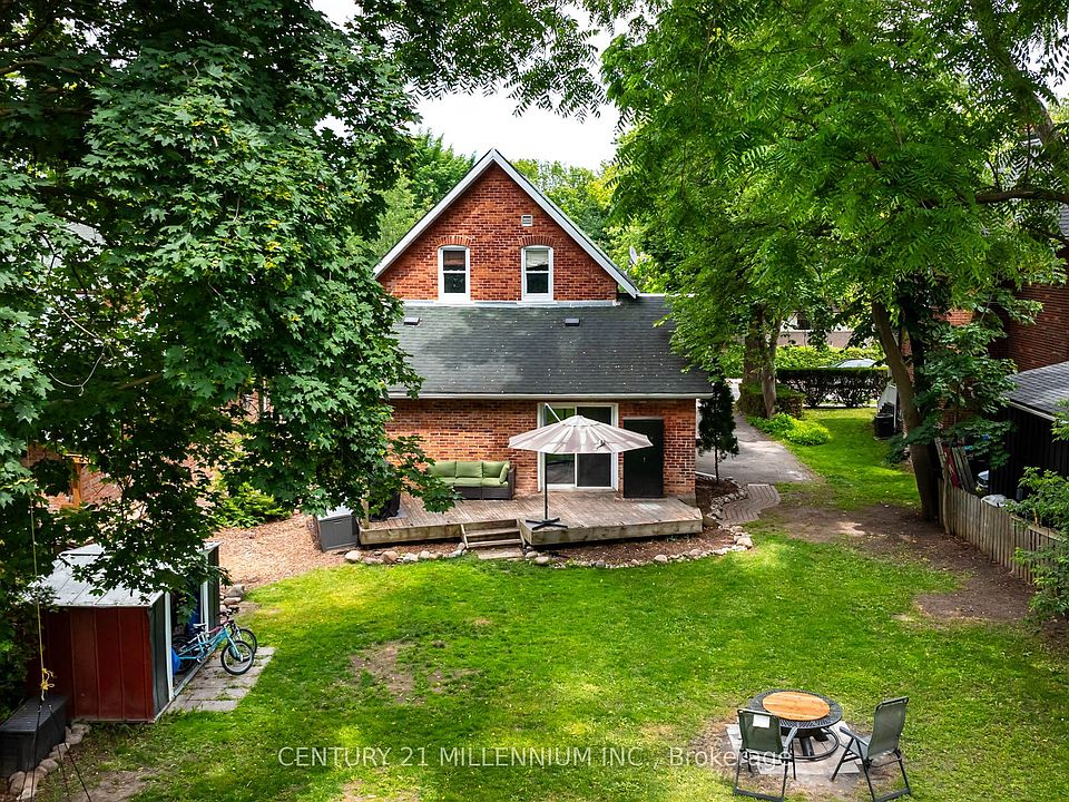 1st image of 20 Alexander St
