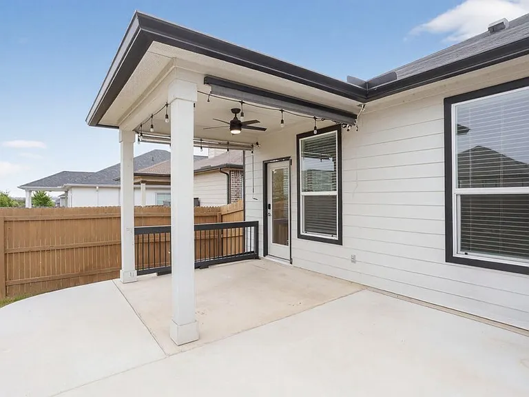 223 W Granite Shores Dr — Photo 13