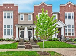 855 Station Blvd, Aurora, IL 60504