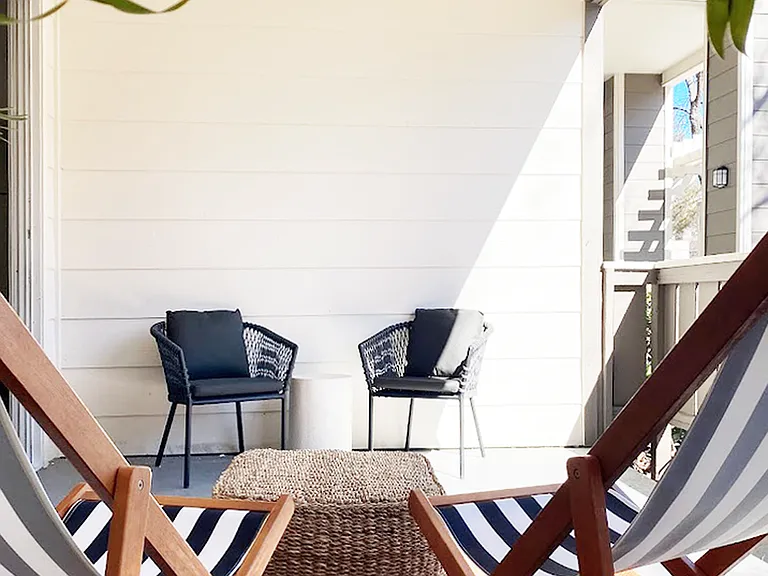 Outdoor Patio | Fountains at Emerald Park Apartments | Apartments in Dublin, CA