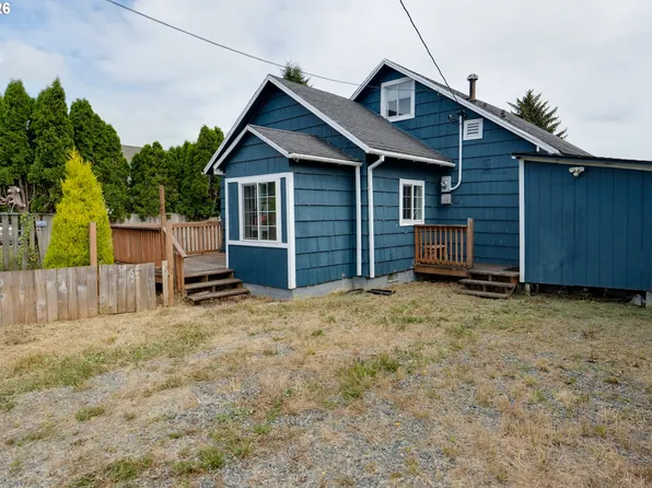 92367 East Rd, Astoria, OR 97103
