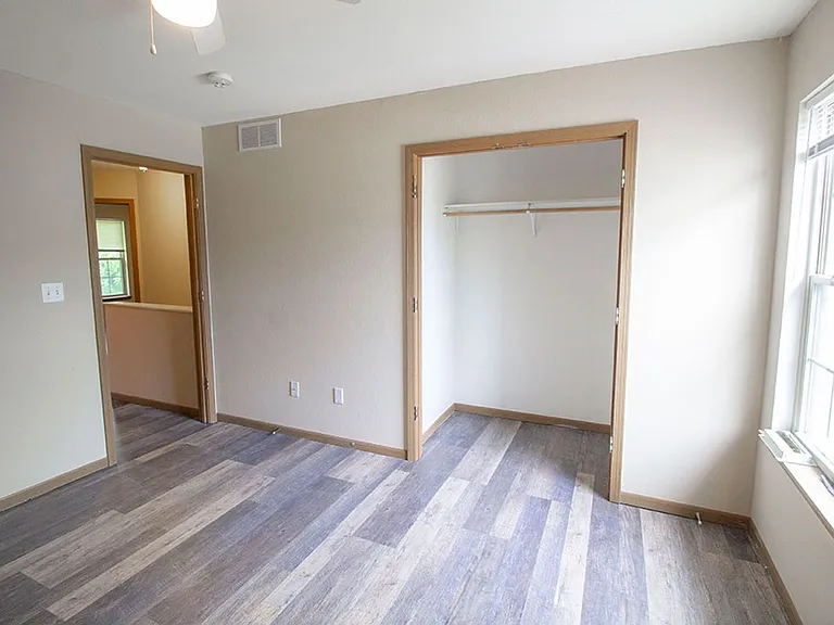 1503 Greensboro Dr — Photo 20