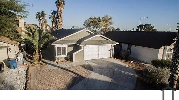 3 bed, 1175 sqft, $2,230 — Photo 1