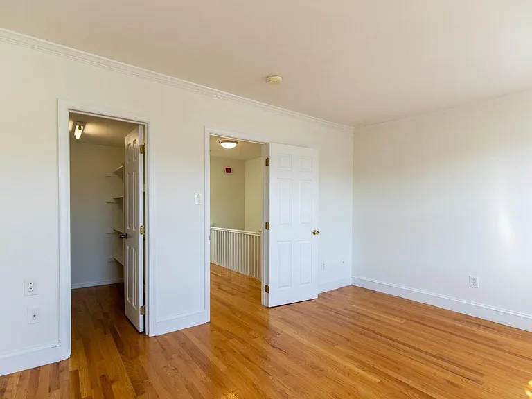 321 S 12th St #3FF — Photo 11