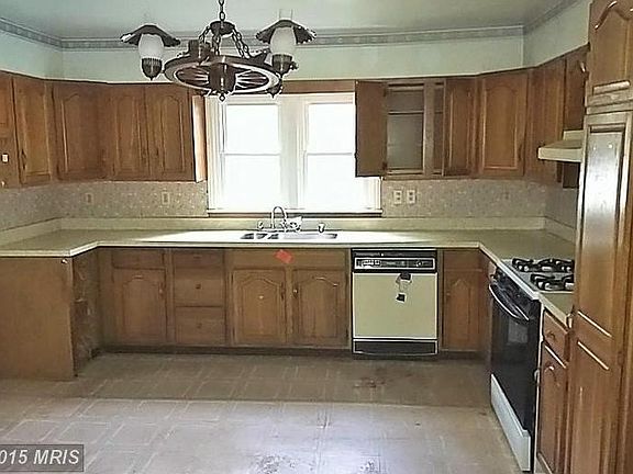 5th image of 432 Ingleside Ave
