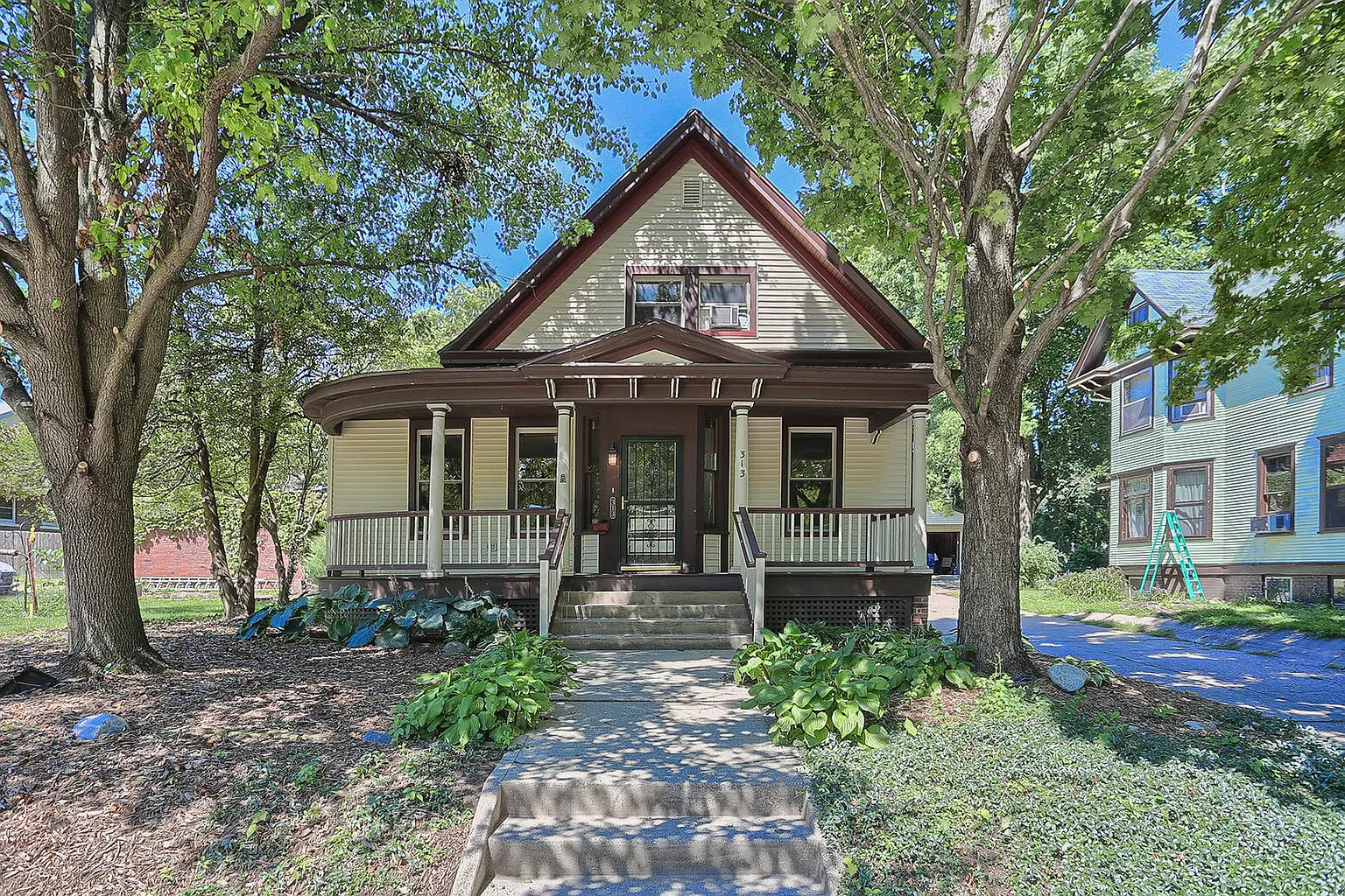 313 Wheaton Ave photo 1