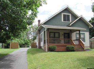 1383 Indian Fields Rd, Feura Bush, NY 12067