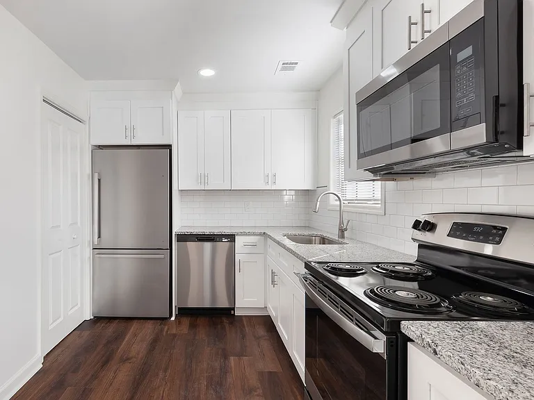 330H Winding River Dr — Photo 7