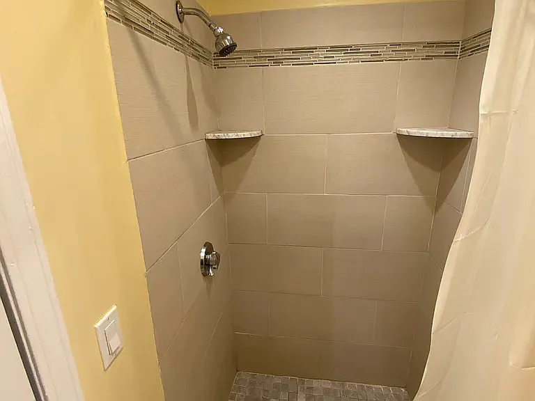28 Albion St #2 — Photo 17