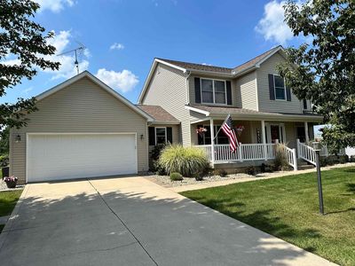 905 Sand Drift Dr, Fremont, IN, 46737