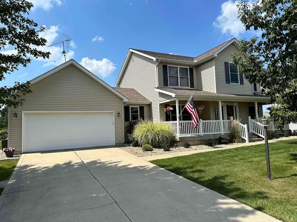 905 Sand Drift Dr, Fremont, IN 46737