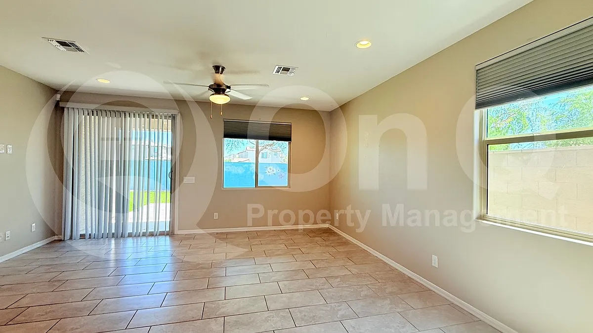 Building Photo - 17722 W Granite View Dr