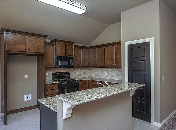 5th image of 3032 Woodcrest Creek Dr