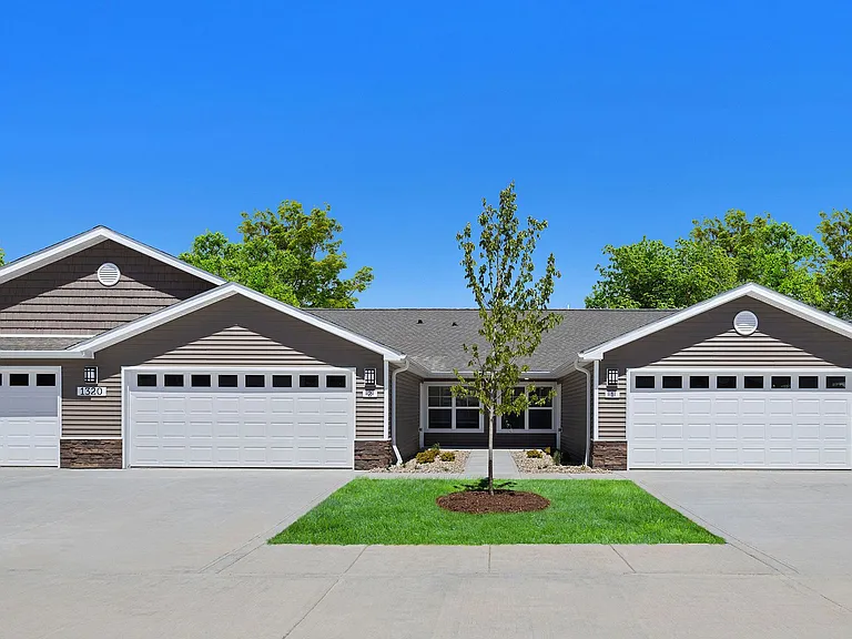 Apartments with Attached Garages