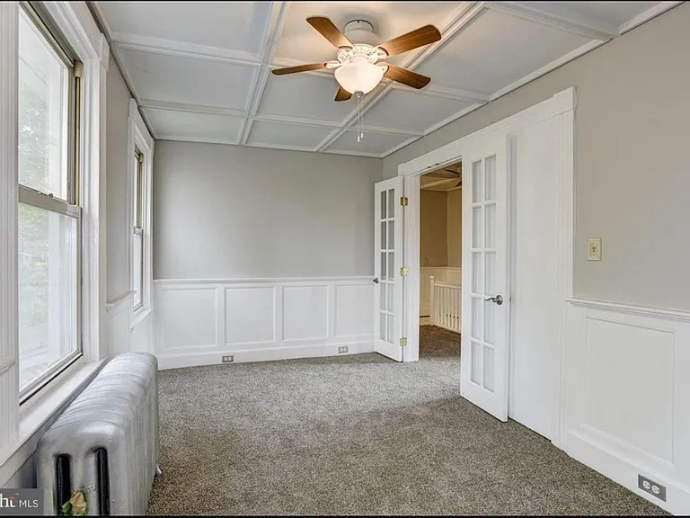 612 W Joppa Rd — Photo 23