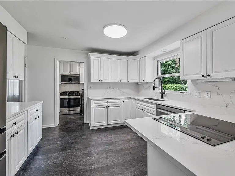 412 Lavergne Ave — Photo 7