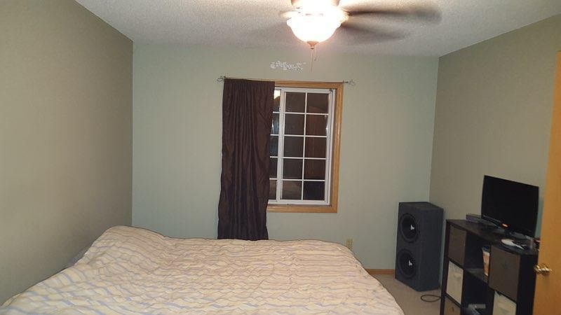1st image of 3583 Genevieve Ave N